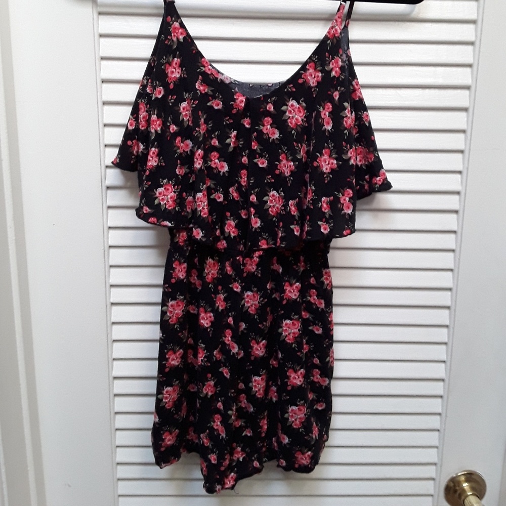 Material Girl Ruffle Romper Shorts Floral XS - Picture 6 of 8